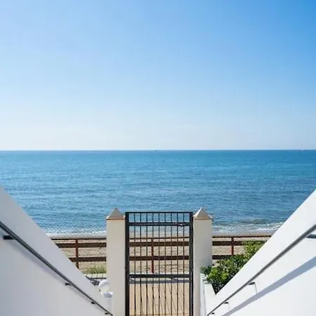 Apartment Cosy With Direct Access To The Sea
