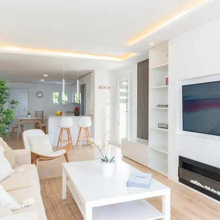 Acogedor Con Acceso Directo Al Mar Apartmán MIJAS COSTA