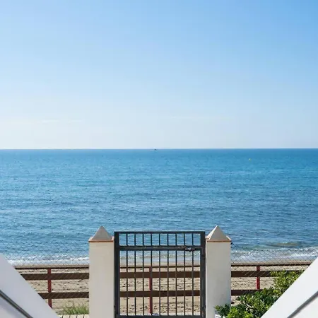 Acogedor Con Acceso Directo Al Mar MIJAS COSTA